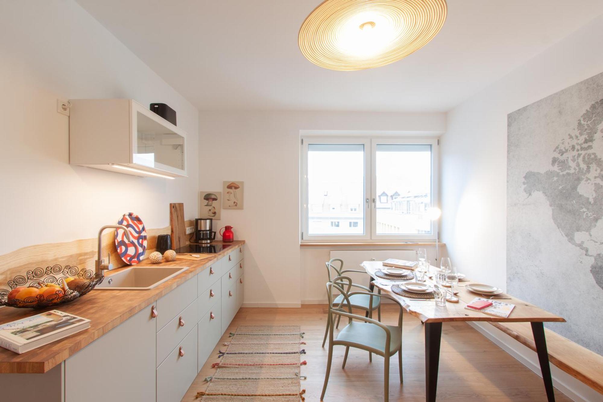 Ferienwohnung Juliusliving - Modernes Wohnen An Der Juliuspromenade Würzburg Exterior foto