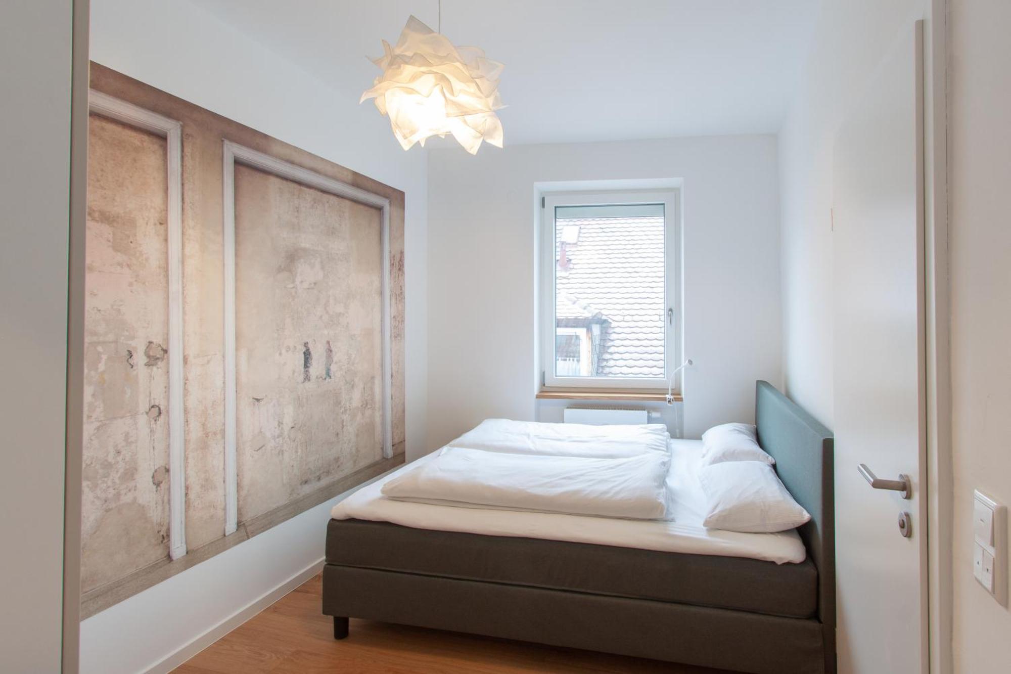 Ferienwohnung Juliusliving - Modernes Wohnen An Der Juliuspromenade Würzburg Exterior foto