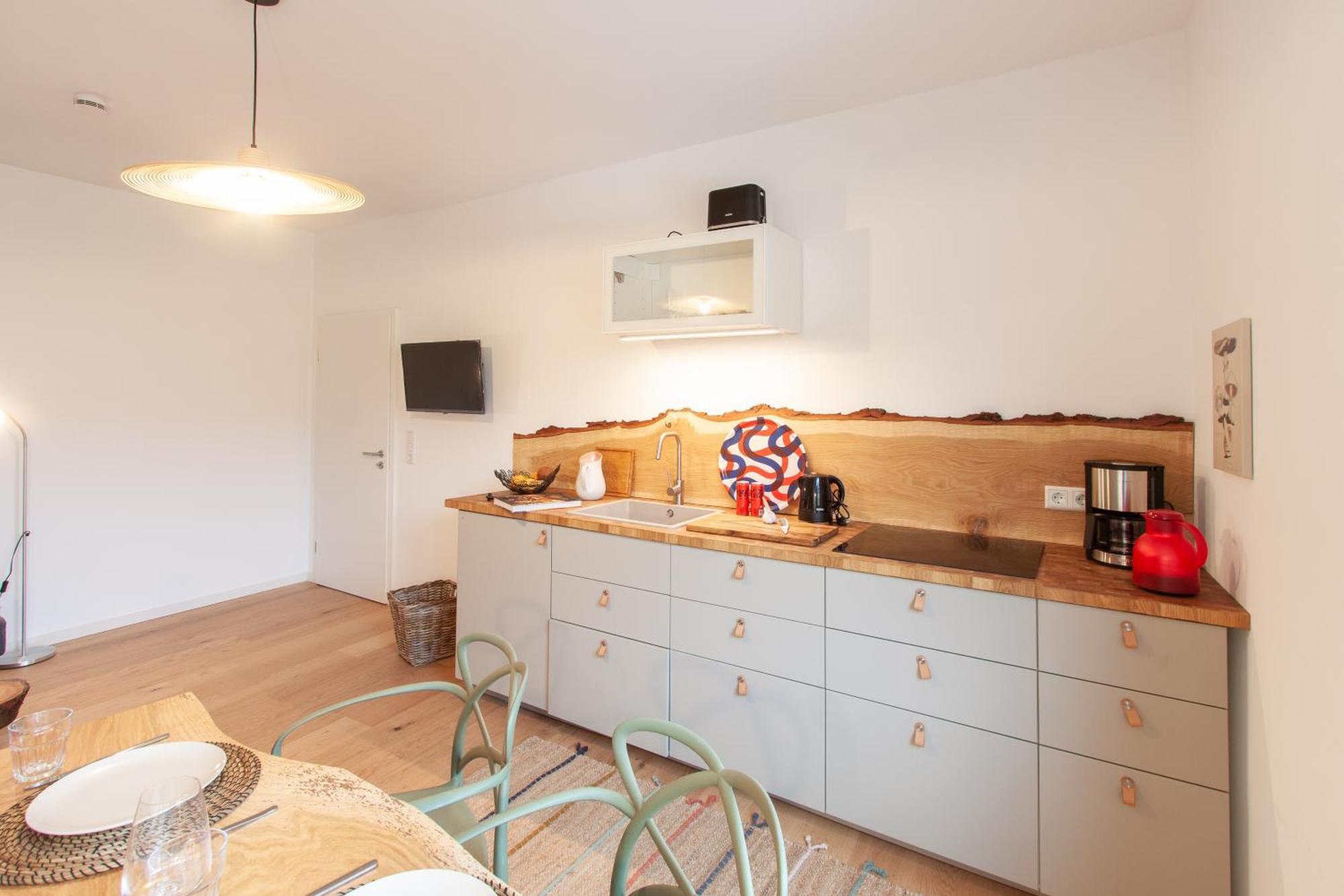 Ferienwohnung Juliusliving - Modernes Wohnen An Der Juliuspromenade Würzburg Exterior foto